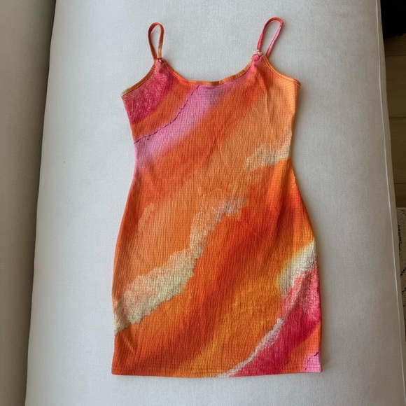 Pretty little thing Orange Abstract Textured Strappy Ring Detail Bodycon Dress - Picture 2 of 2